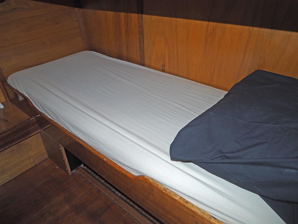 Cabin en avant, H&eacute;bergements